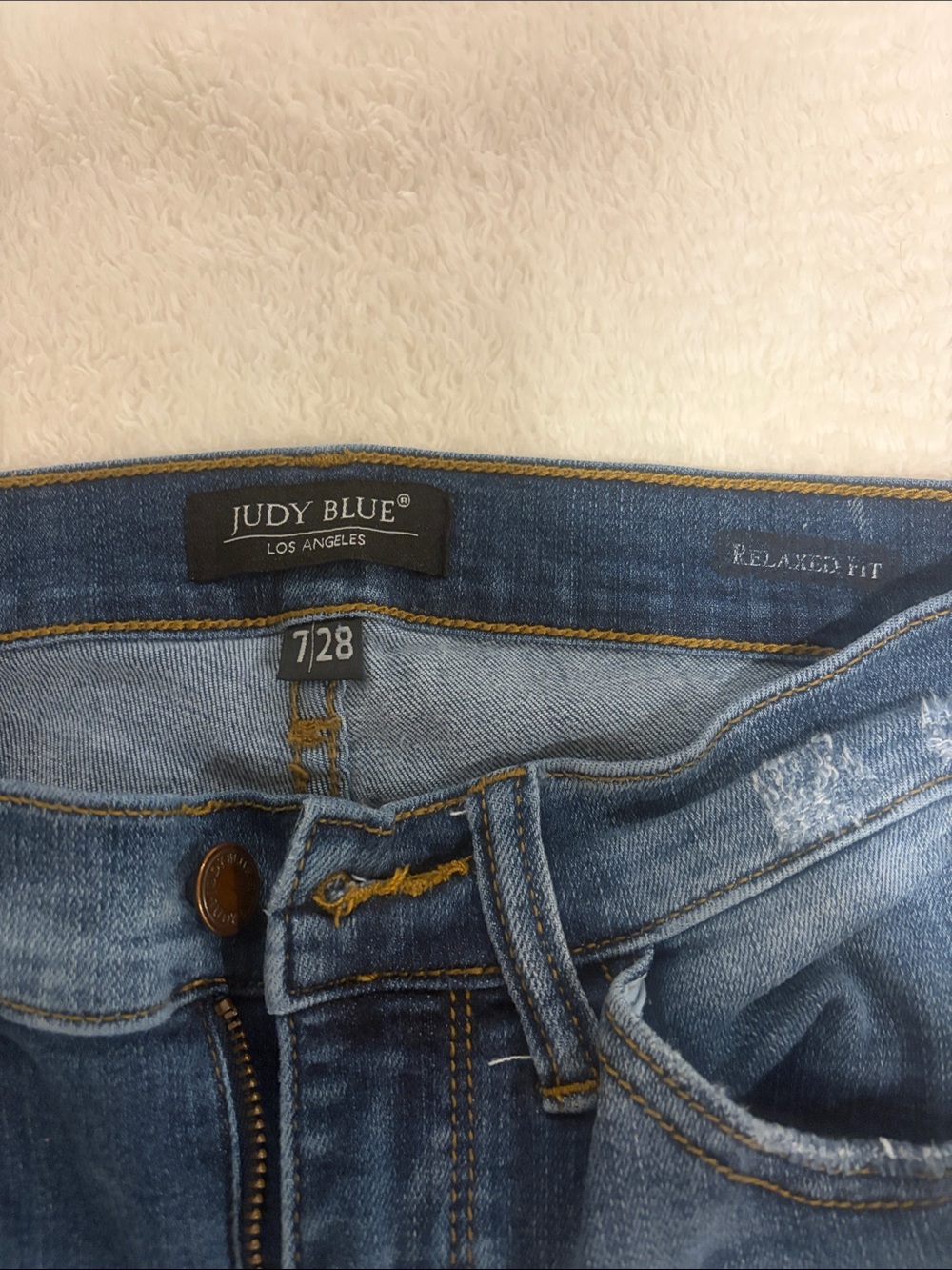 Judy Blue Medium Light Blue Relaxed Fit Women's Jeans